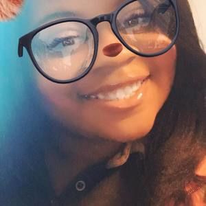 Meet your Posher, Mae-mae